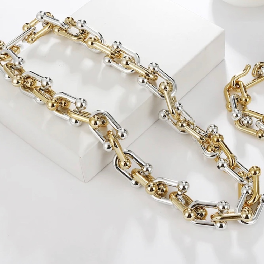 NWOT - Gold and Silver Chain Chunky Necklace